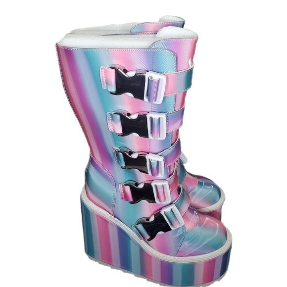 YRU Dune Techno boots in Prizmatiq Pastel - Picture 3 of 6